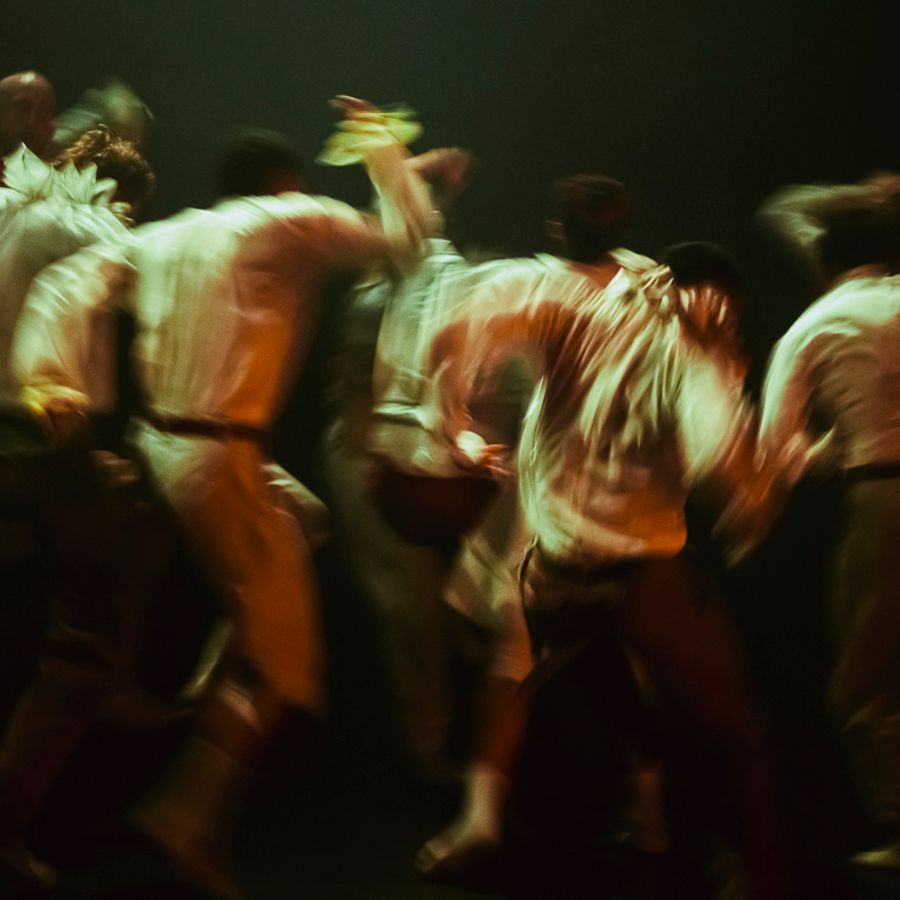 Out of the Stillness - NDT1 - Nederlands Dans Theater