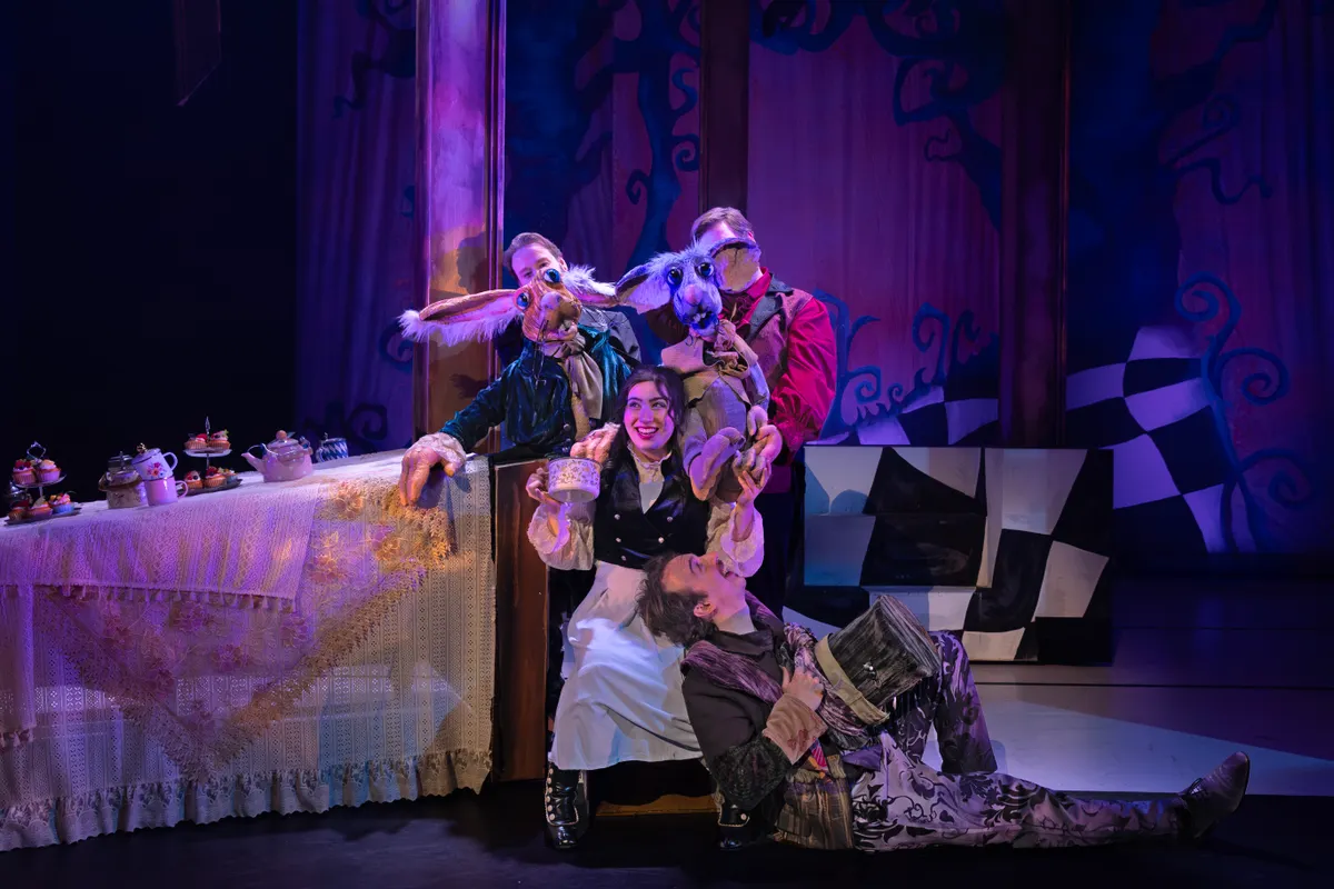 Alice in Wonderland (6+)