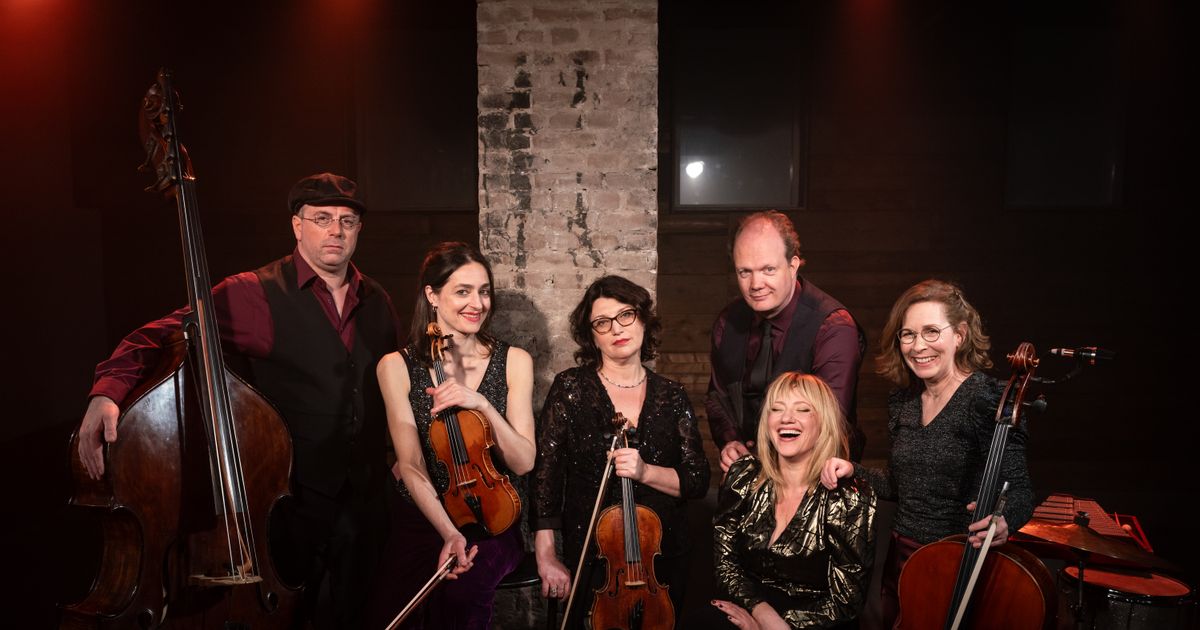 Lost in the Stars — Lucy Woodward, The Hague String Trio, Vinsent Planjer en Marijn van Prooijen