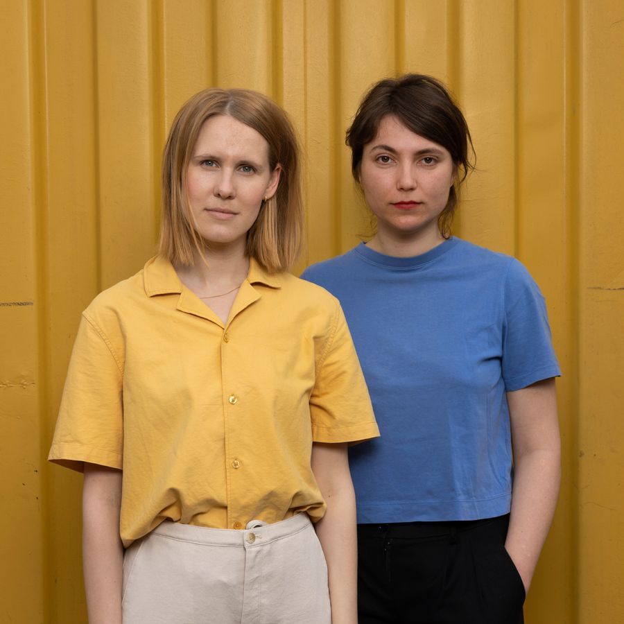 Hannah & Simone, een ochtend in New York - De Kleine Willem - Enschede - 2027