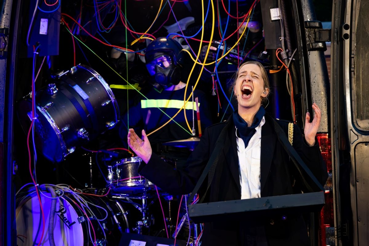 Contra - Wabi Sabi, HIIIT | Wilminktheater Enschede