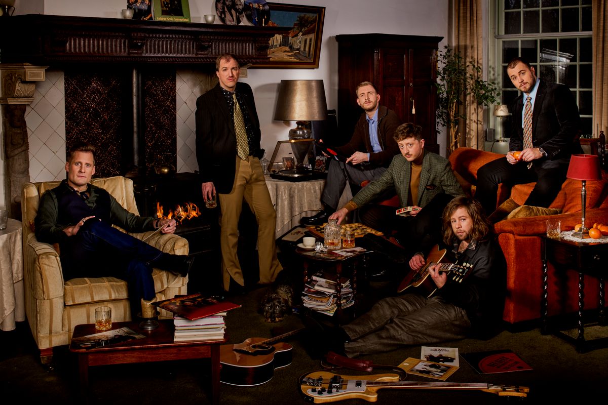 Promobeeld Family, Fame & Tragedy - Bee Gees by Maincourse - Muziekcentrum - Enschede - 2027