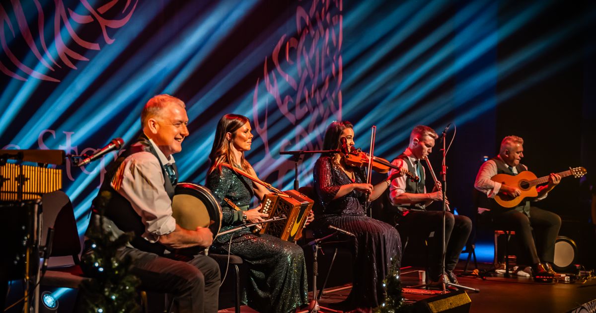 An Irish Christmas — Celtic Steps