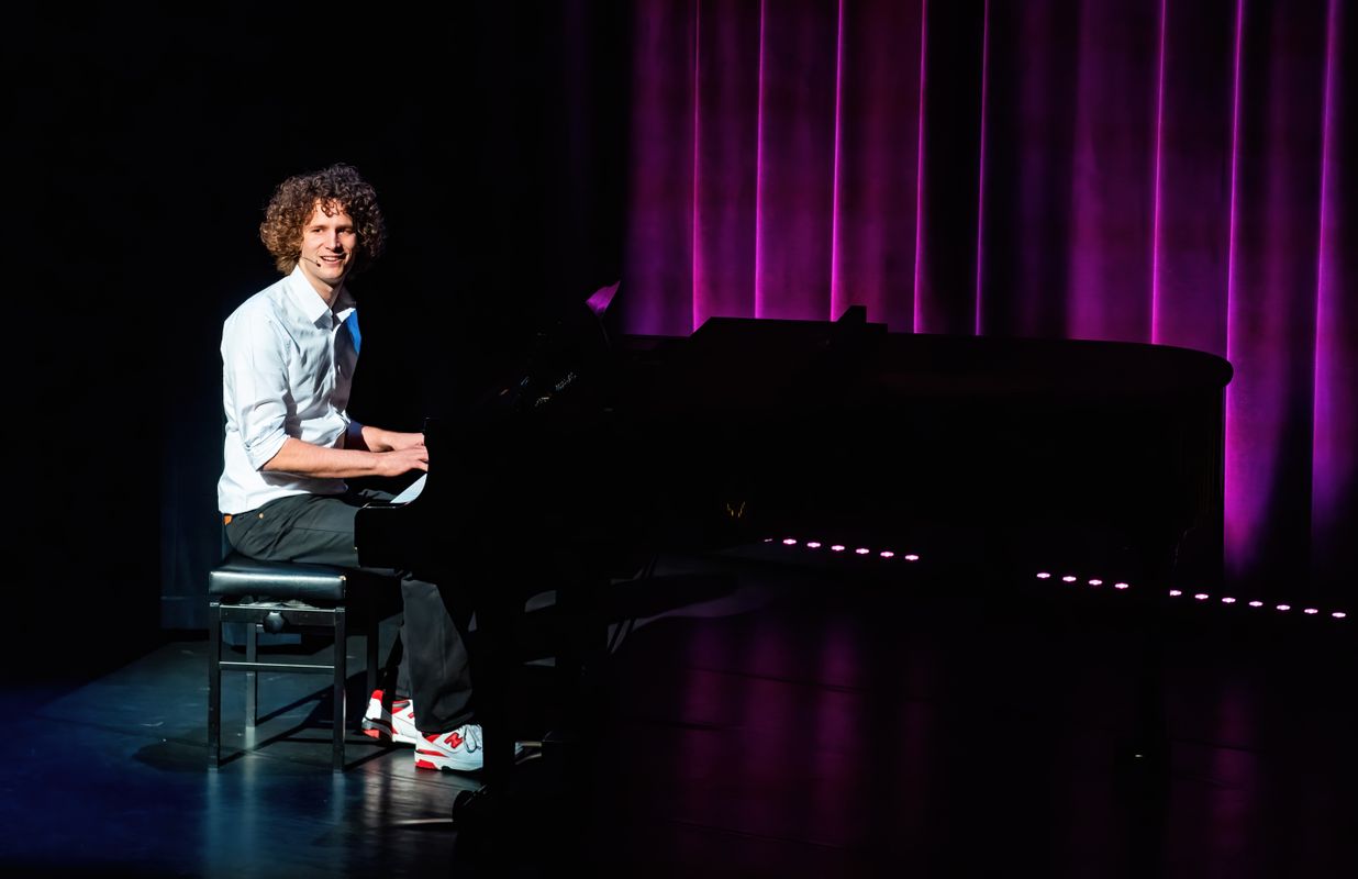 Scenebeeld 550 - Tim Kroezen 