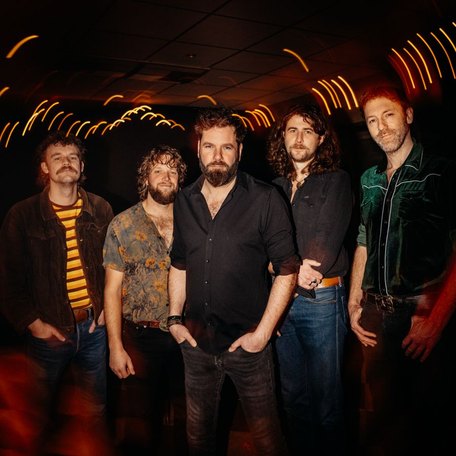 Promobeeld Hier! - Bökkers - Muziekcentrum - Enschede