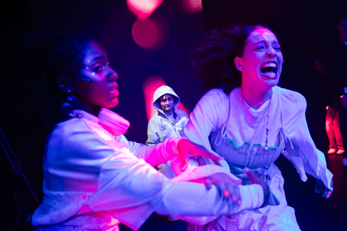 Scènefoto HNT Time Machine | Wilminktheater Enschede