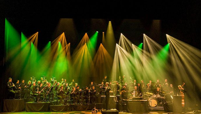 Orkest Koninklijke Luchtmacht en Anneke van Giersbergen | Wilminktheater Enschede