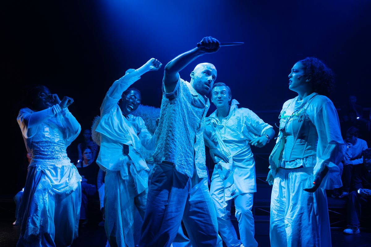 Scènefoto HNT Time Machine | Wilminktheater Enschede
