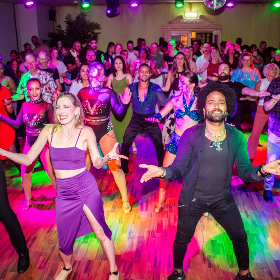 Social Dance - RicoLatino | Dansdagen Enschede