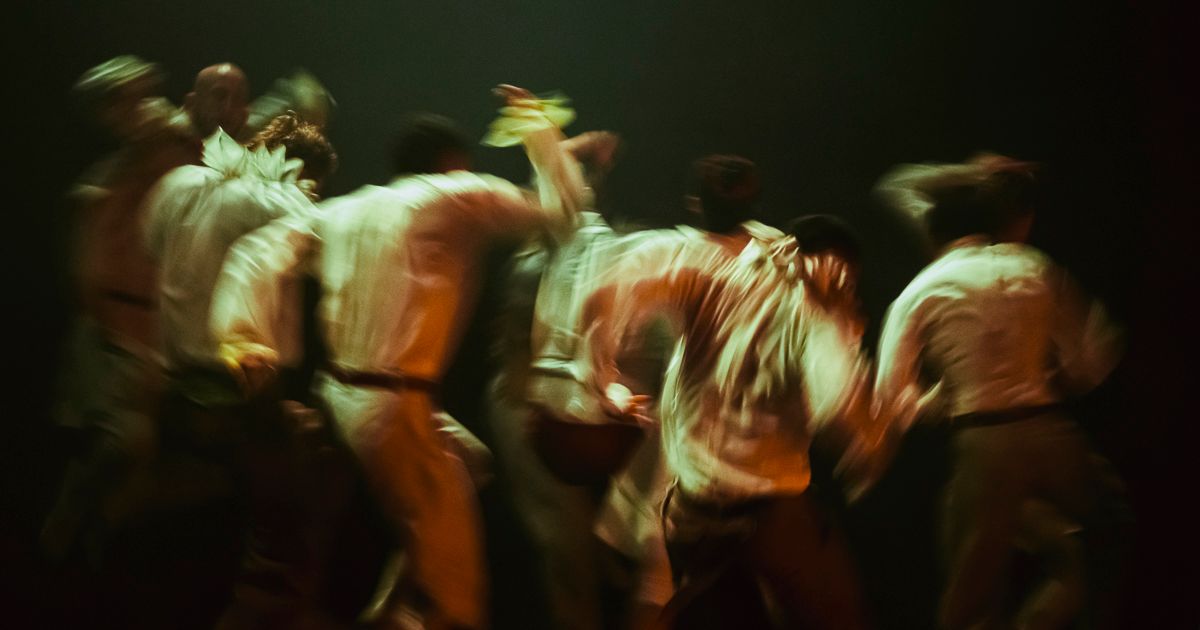 Out of the Stillness - NDT1 — Nederlands Dans Theater