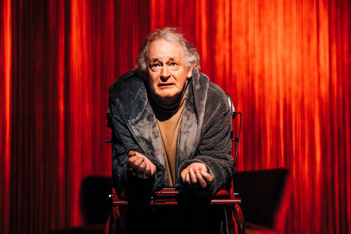 Scènebeeld Mist - Wilminktheater Enschede 2026