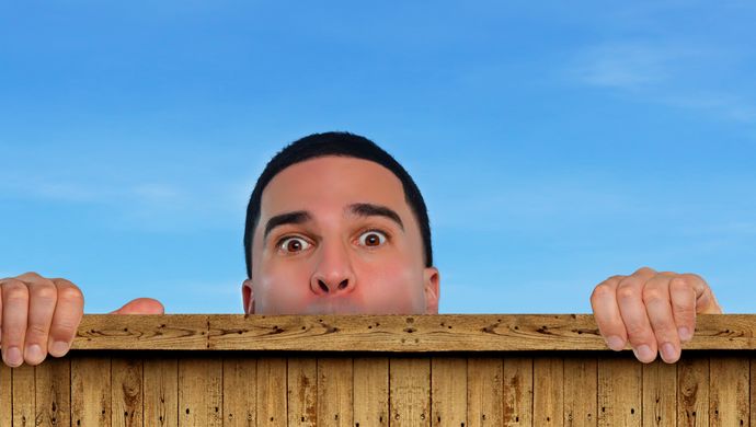 Hoofdbeeld van Daar is hij weer! - Nabil